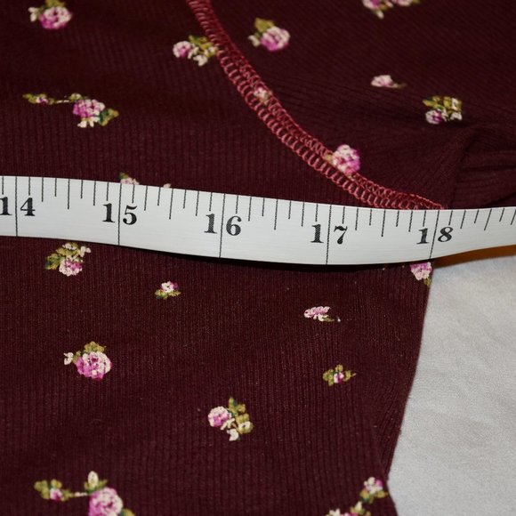 Levi's Sierra Long Sleeve Rib Knit Henly Burgandy M  NWOT - Picture 6 of 11